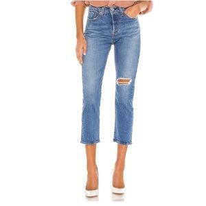Levi’s Wedgie straight blue jeans distressed cropped